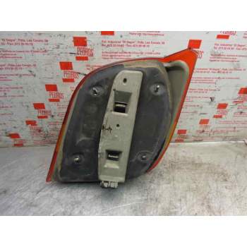 Recambio de piloto trasero izquierdo para ford fiesta berl./courier surf referencia OEM IAM 89FG13A603  