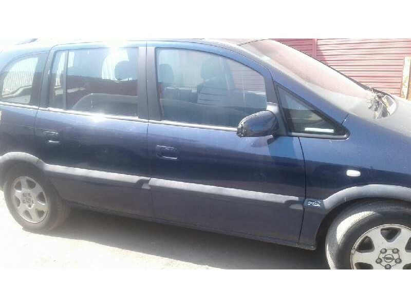 opel zafira a del año 2000