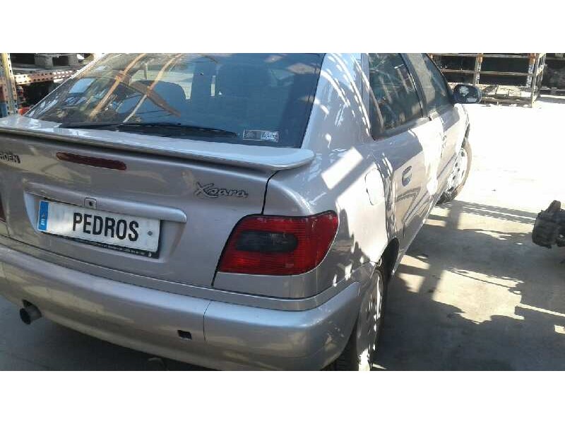 citroen xsara berlina del año 1999