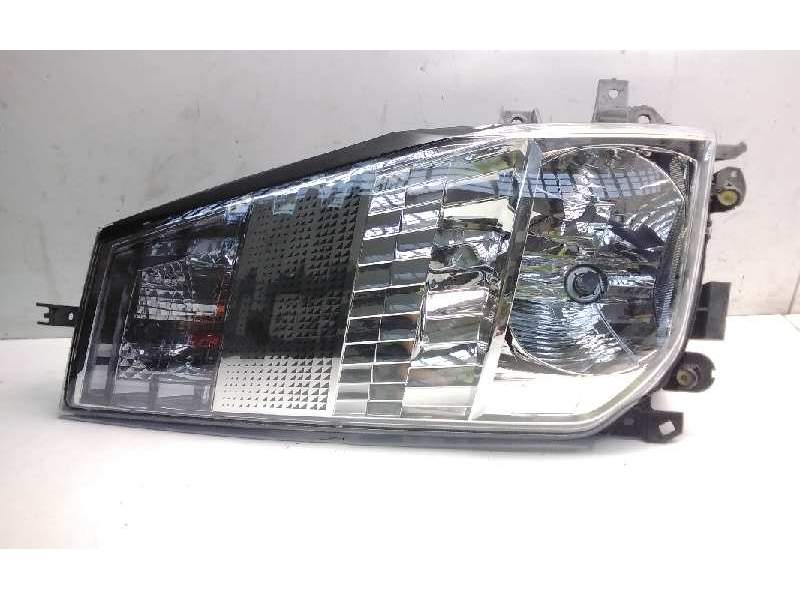 Recambio de faro derecho para renault maxity referencia OEM IAM 89317221 26010MB50A 