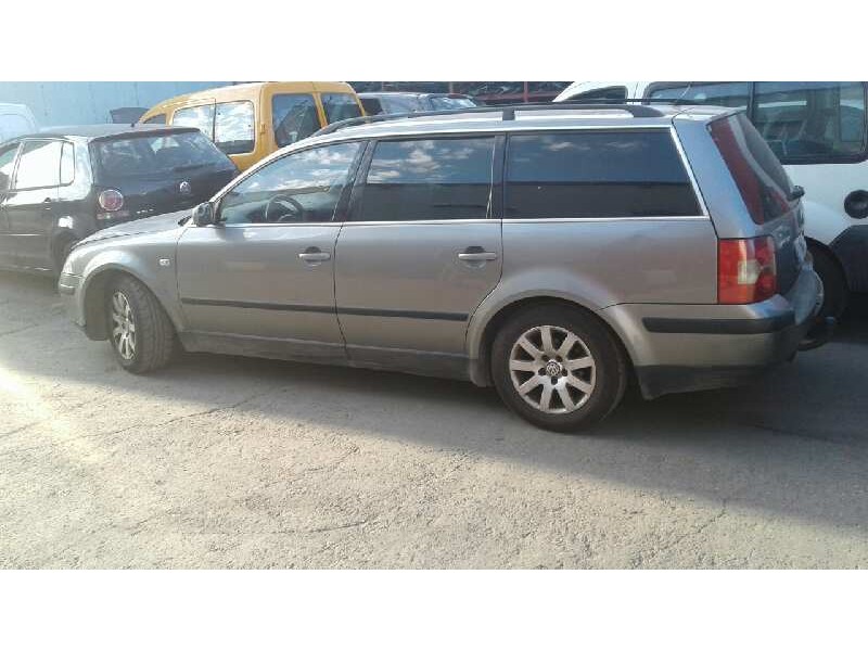 volkswagen passat variant (3b6) del año 2003