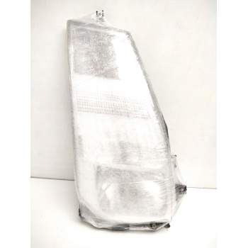 Recambio de faro derecho para renault maxity referencia OEM IAM 89317221 26010MB50A 