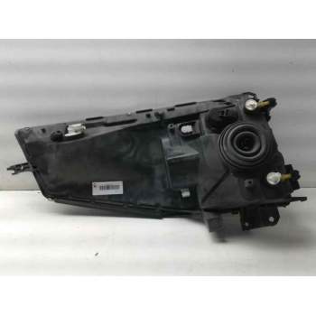 Recambio de faro derecho para renault maxity referencia OEM IAM 89317221 26010MB50A 