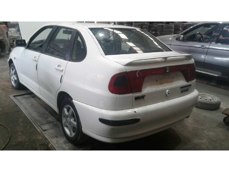 seat cordoba berlina (6k2) del año 1997