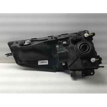 Recambio de faro derecho para renault maxity referencia OEM IAM 89317221 26010MB50A 