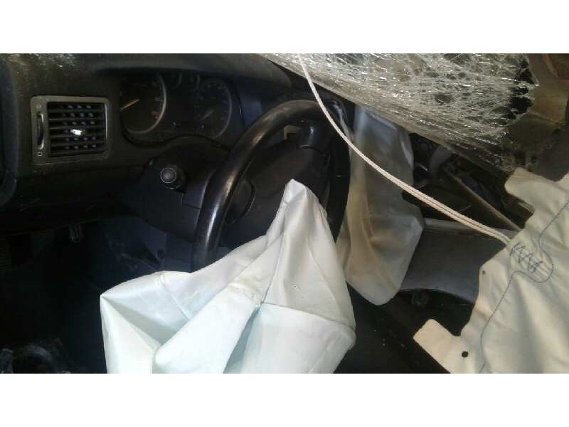 peugeot 307 (s1) del año 2002