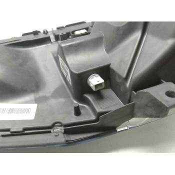 Recambio de faro derecho para renault maxity referencia OEM IAM 89317221 26010MB50A 