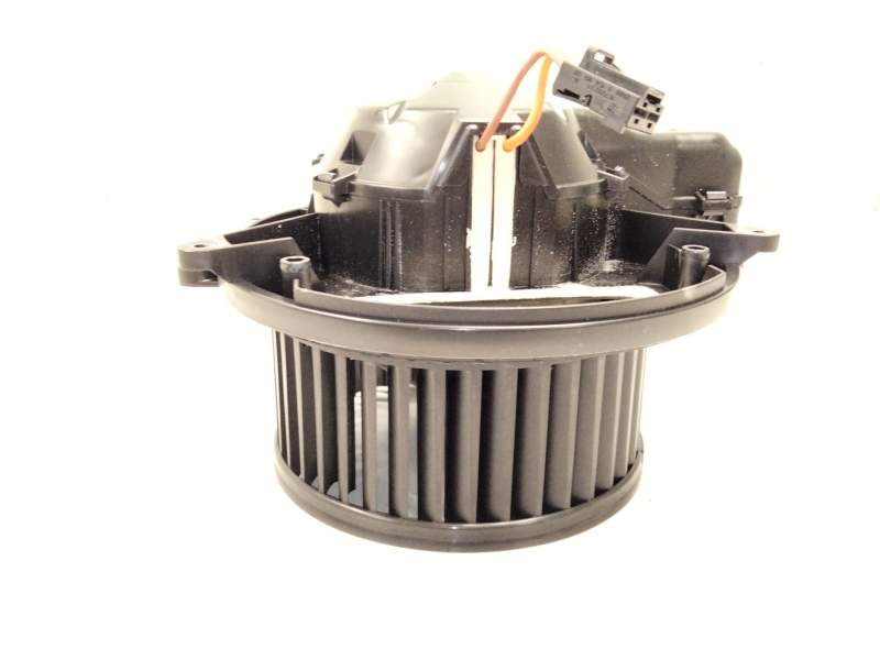 Recambio de motor calefaccion para bmw 3 (f30, f80) 318 d referencia OEM IAM T1014415A  