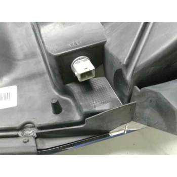 Recambio de faro derecho para renault maxity referencia OEM IAM 89317221 26010MB50A 