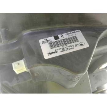 Recambio de faro derecho para renault maxity referencia OEM IAM 89317221 26010MB50A 
