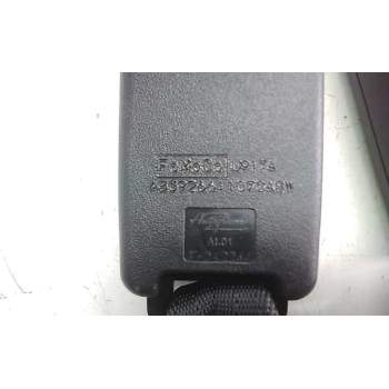 Recambio de enganche cinturon trasero derecho para ford ranger (tke) doppelkabine 4x4 wildtrak referencia OEM IAM AB3926611C72AB