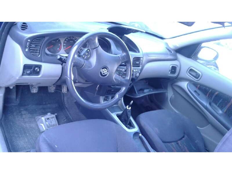 nissan almera (n16/e) del año 2001