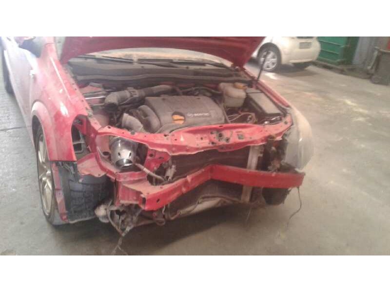 opel astra gtc del año 2006