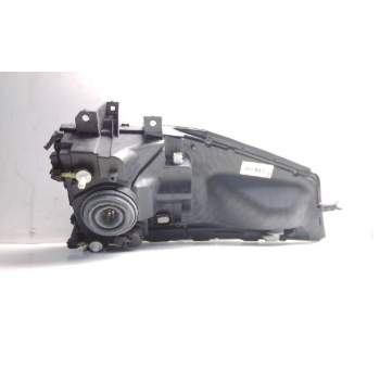 Recambio de faro derecho para renault maxity referencia OEM IAM 89317221  