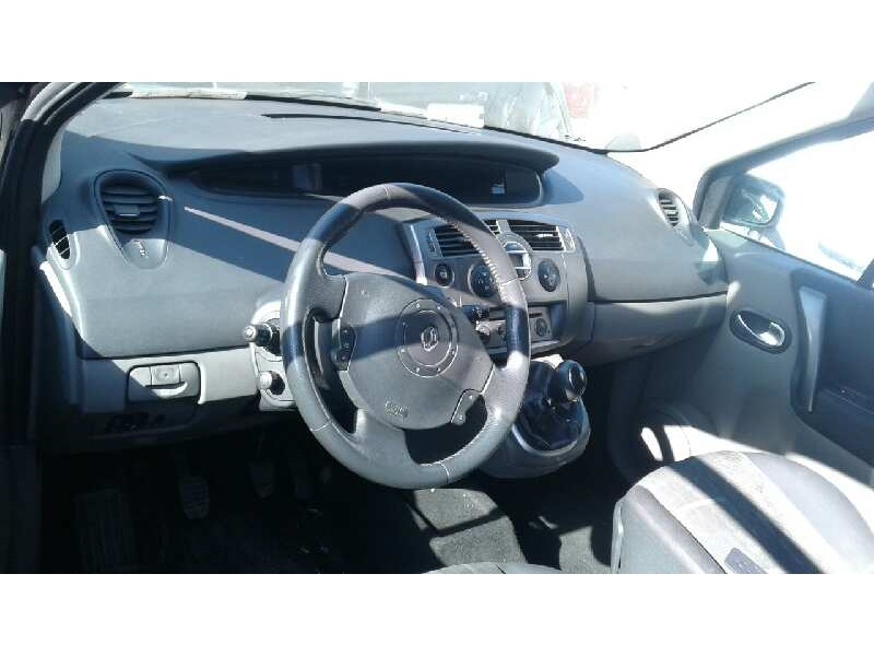 renault scenic ii del año 2005