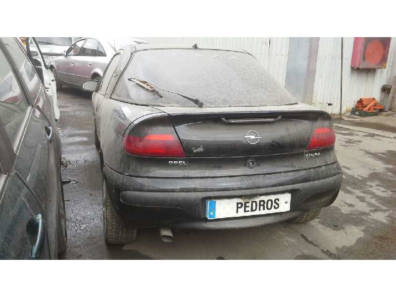 opel tigra del año 1995