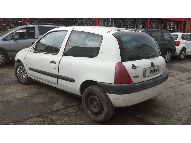 renault clio ii fase i (b/cbo) del año 2000