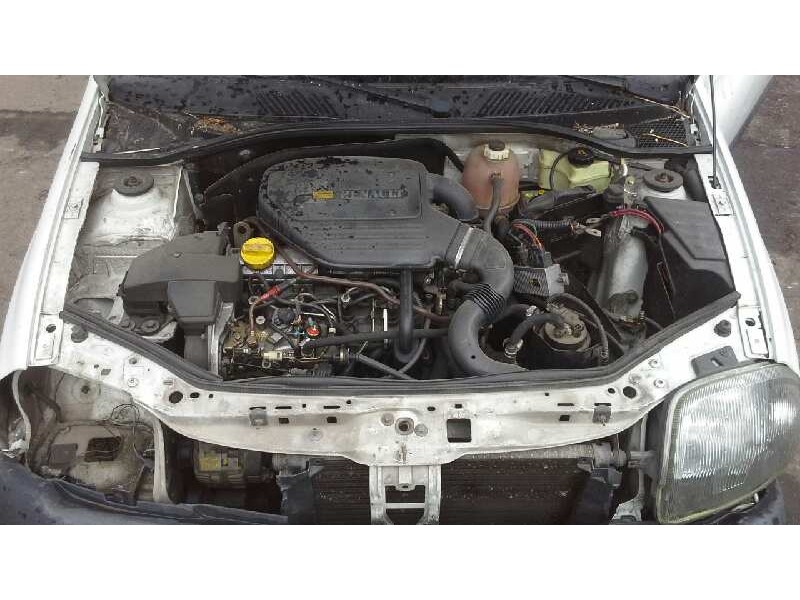 renault clio ii fase i (b/cbo) del año 2000