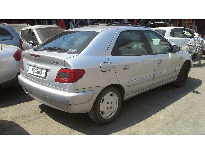 citroen xsara berlina del año 1999