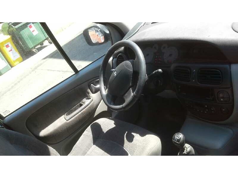 renault scenic rx4 (ja0) del año 2002
