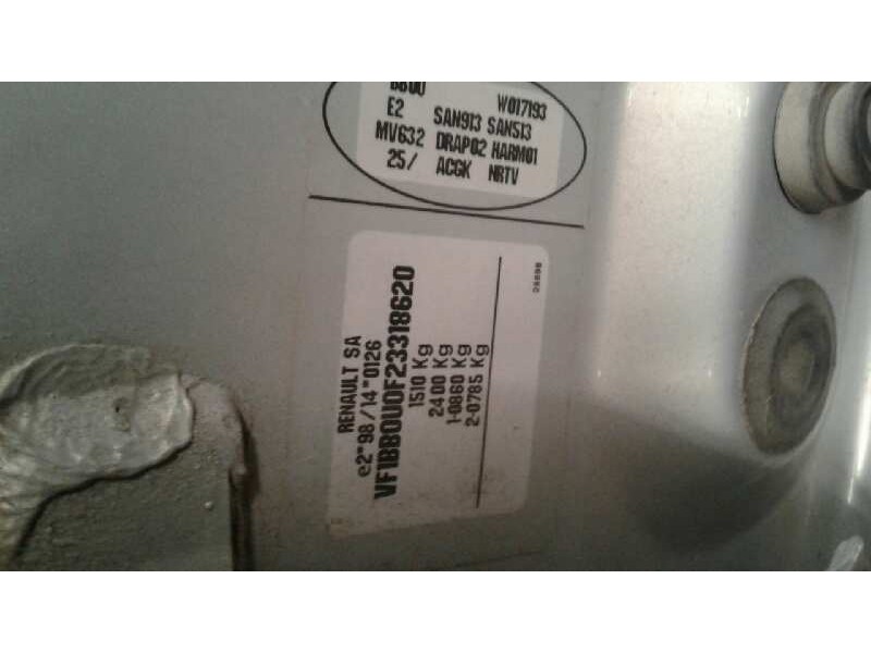 renault clio ii fase i (b/cbo) del año 2000