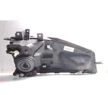 Recambio de faro derecho para renault maxity referencia OEM IAM 89317201 26010MB40A 