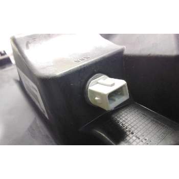 Recambio de faro derecho para renault maxity referencia OEM IAM 89317201  