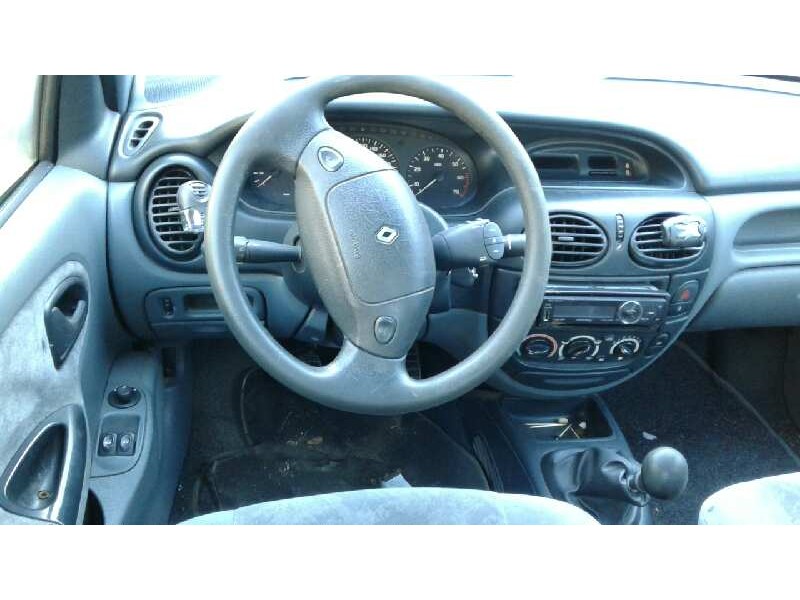 renault megane i classic (la0) del año 1997