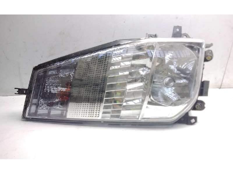Recambio de faro derecho para renault maxity referencia OEM IAM 89317221 26010MB50A 