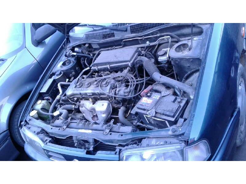 nissan primera berl./familiar (p10/w10) del año 1995