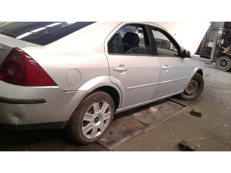 ford mondeo berlina (ge) del año 2002