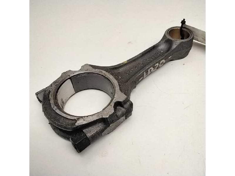 Recambio de biela para nissan serena (c23m) referencia OEM IAM 2421C52  