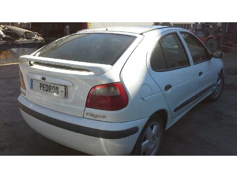 renault megane i fase 2 berlina (ba0) del año 1999