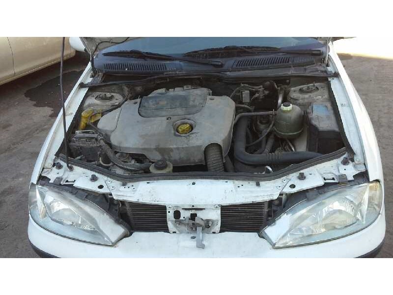 renault megane i fase 2 berlina (ba0) del año 1999