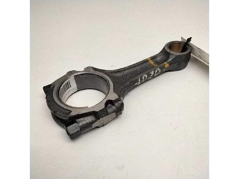 Recambio de biela para nissan serena (c23m) referencia OEM IAM 2421C52  
