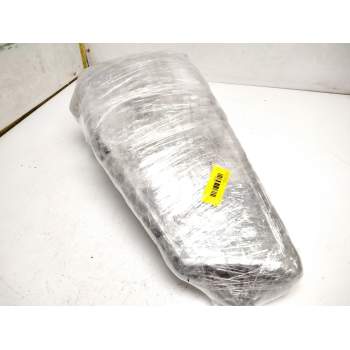 Recambio de faro derecho para renault maxity referencia OEM IAM 8931721  