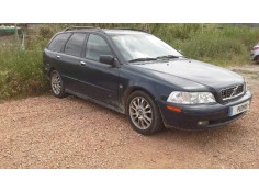 volvo v40 familiar del año 2003 2