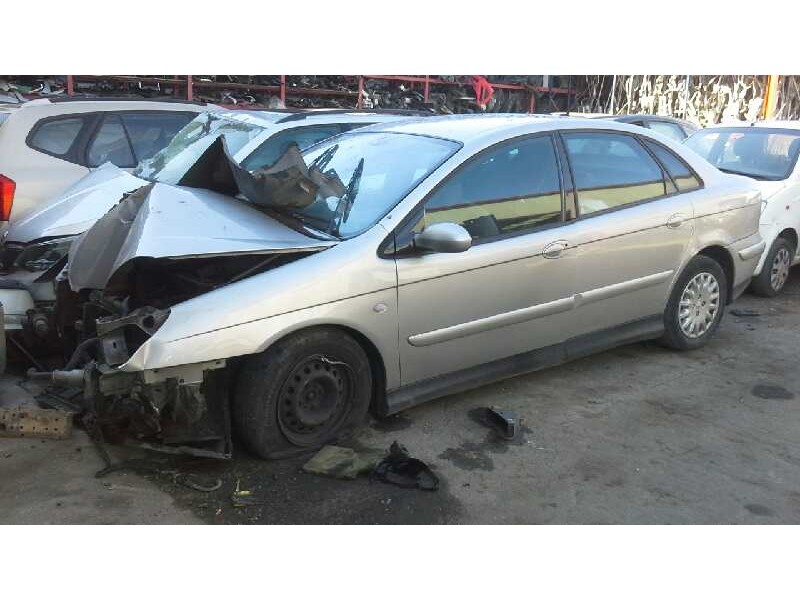 citroen c5 berlina del año 2001