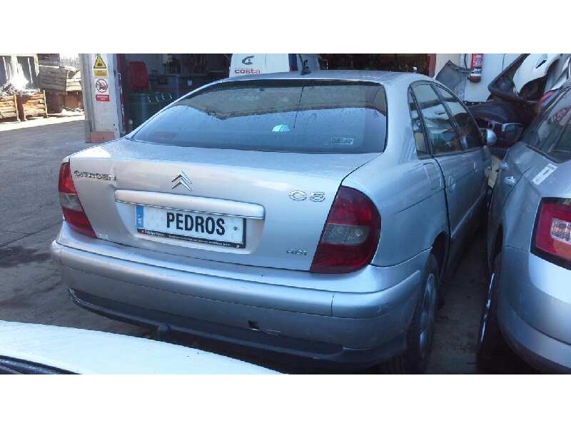 citroen c5 berlina del año 2001