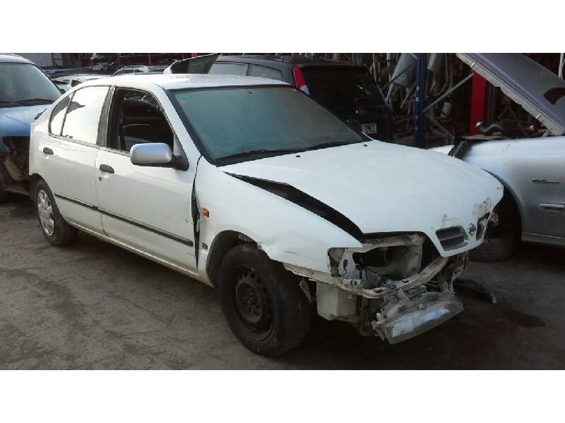 nissan primera berlina (p11) del año 1997