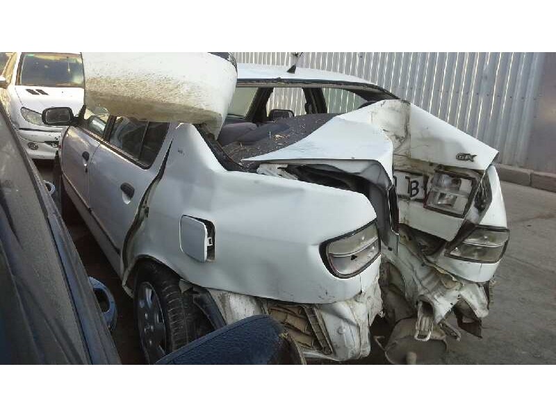 nissan primera berlina (p11) del año 1997