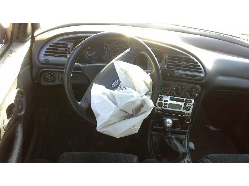 ford mondeo berlina/familiar (fd) del año 1995