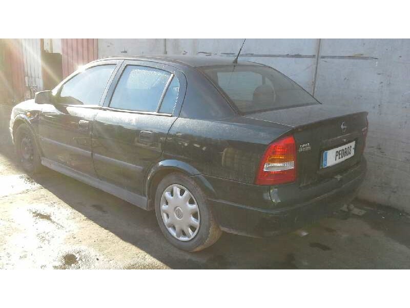 opel astra g berlina del año 1998