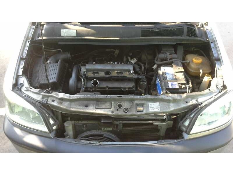 opel zafira a del año 1999