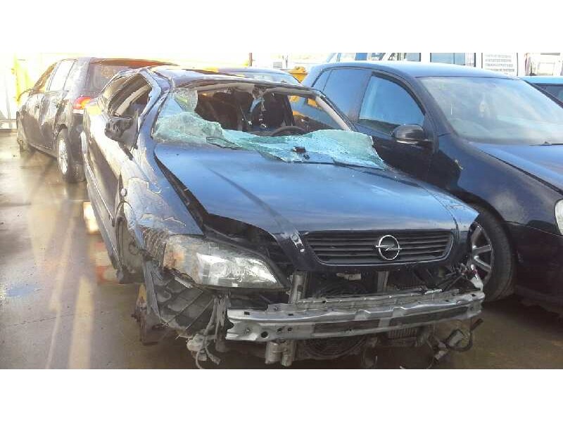 opel astra g berlina del año 2003