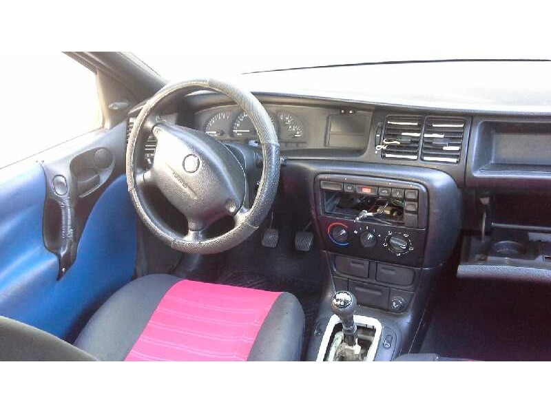 opel vectra b berlina del año 1997