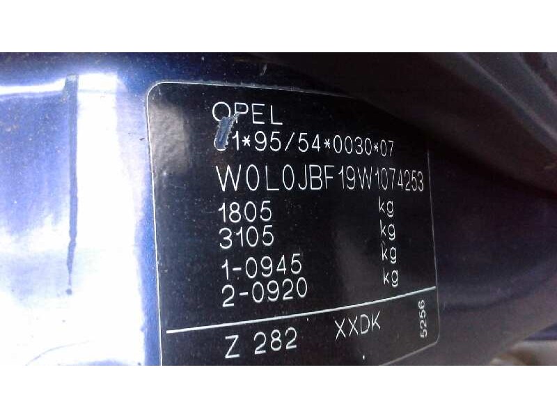 opel vectra b berlina del año 1997