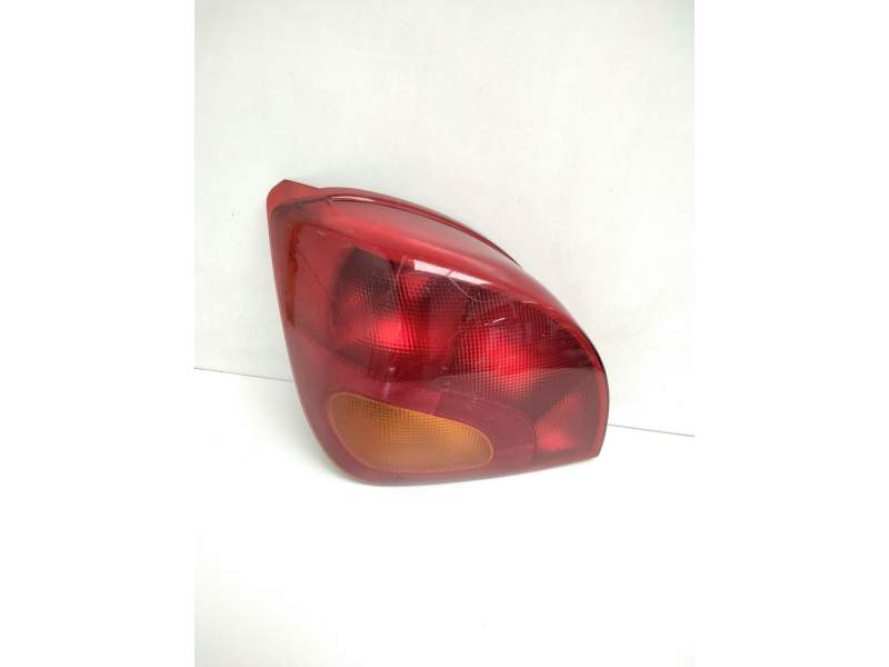 Recambio de piloto trasero izquierdo para ford fiesta berlina (dx) ghia referencia OEM IAM 393887 1044156 