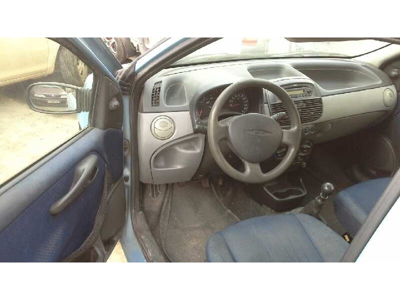 fiat punto berlina (188) del año 2001