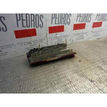 Recambio de piloto trasero derecho para ford fiesta berl./courier surf referencia OEM IAM 90VB13404AB 7070864 
